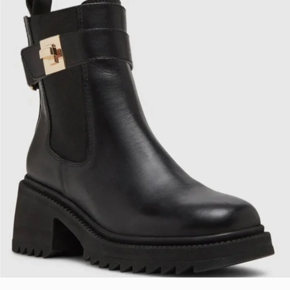 STEVE MADDEN BLACK LEATHER GATES WOMEN'S BOOT SZ 10 NWOT NWOB - Picture 2 of 11